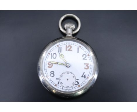 A Second World War British army GSTP pocket watch, (a/f)