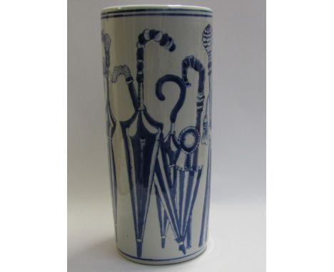 A modern ceramic umbrella stand, 44cm tall