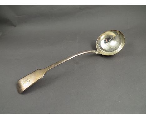 A Thomas Wallis II and Johnathan Hayne Georgian silver ladle with crest, London 1816, 236g