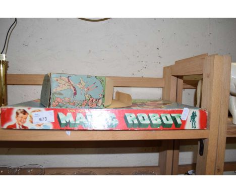 MAGIC ROBOT GAME TOGETHER WITH A NOVELTY MECHANICAL FAIRY QUEEN (2)