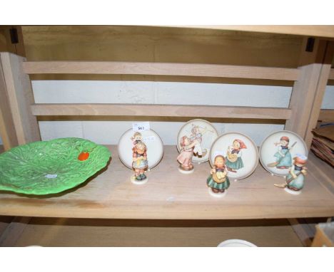 MIXED LOT - SMALL GOEBEL HUMMEL FIGURES AND MATCHING WALL PLAQUES TOGETHER WITH A FURTHER CARLTON WARE LEAF FORMED DISH