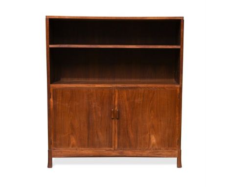 the rectangular top with re-entrant corners above single adjustable open shelf over a pair of cupboard doors opening to revea