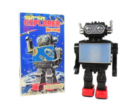 Retro Toys - a vintage Japnese Horikawa (SH) Super Explorer Wide Screen robot. Featuring a plastic body, with stop and go act