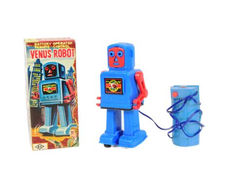 Retro Toys - a vintage 1960s Japanese KO Venus Robot, featuring remote control with battery compartment. Tested and not in wo