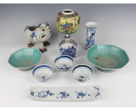 A small group of Chinese porcelain, 18th century and later, including a blue and white export porcelain tea caddy and cover, 