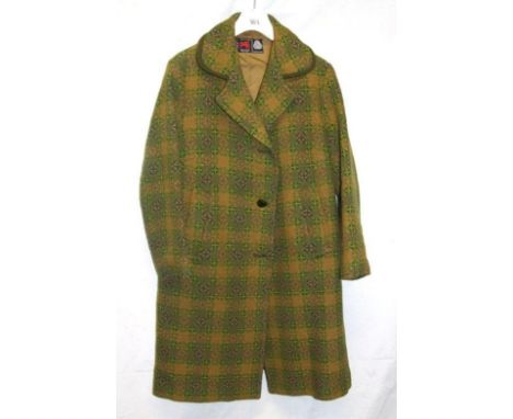Ladies Vintage Welsh Woollens Green Tapestry Coat, labelled size 20 