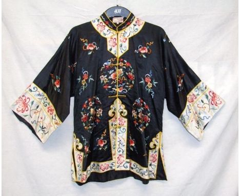 Chinese Silk Embroidered Jacket, labelled Bai Hua, Made In China, size M 