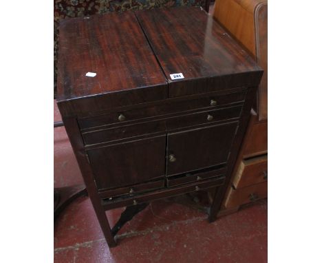 A Georgian mahogany commode 87cm high, 52cm wide 
