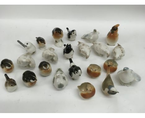 A group of various ceramic bird ornaments including Lomonosov, some A/f