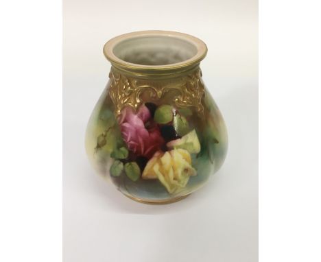 A Royal Worcester bowl painted with roses.Approx 12cm