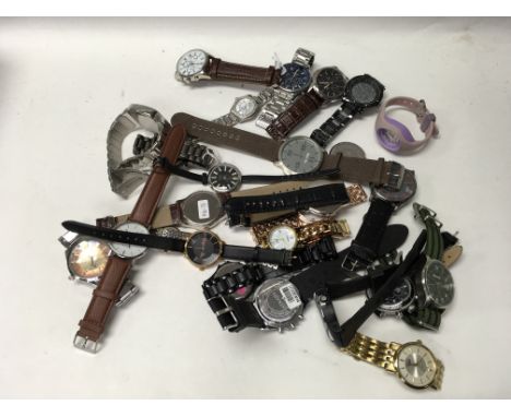 A bag containing a collection of 25 mixed watches including Rotary, Bench, Sekonda and others.