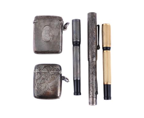 
	
		A SILVER AND BLACK RESIN SAFETY FOUNTAIN PEN
		DE LA RUE LTD., LONDON 1927
		Cap and Barrel: Silver cap and barrel with 