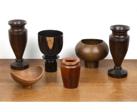 Collection of treen and wood turned vesselscomprising of a lignum vitae cup with turned stem, unsigned, 15.5cm overall, a Ray