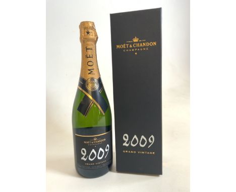 MoÃƒÂ«t and Chandon Champagne 2009 grand vintage. 