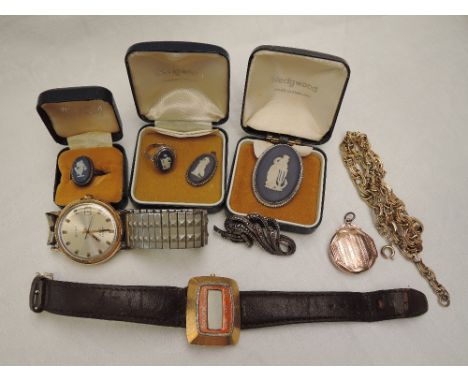 A small selection of costume jewellery including Wedgwood Jasper rings, brooch and pendant, Accurist digital wrist watch, mar