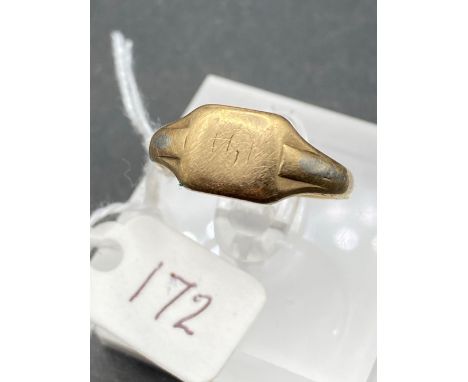 A gents signet ring 9ct size T 4.2 gms
