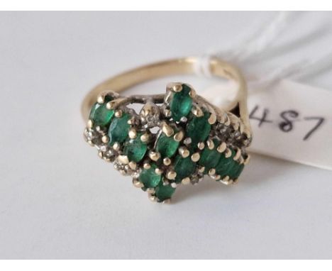 A emerald ring 9ct size U 5.1 gms