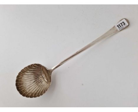 An 18th Century Portuguese soup ladle with shell bowl, Lisbon mark by RK?, 175 g