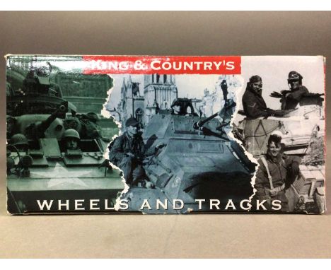 KING &amp; COUNTRY WHEELS AND TRACKS, 8TH ARMY EA27 Desert Austin K2 Ambulance with Driver, boxedExcellent condition
