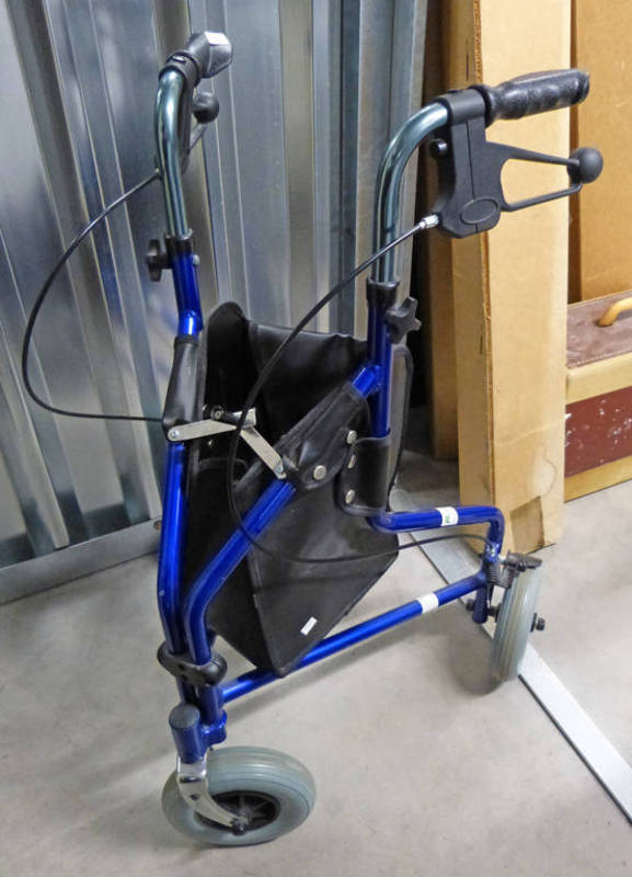 FOLDING ZIMMER FRAME