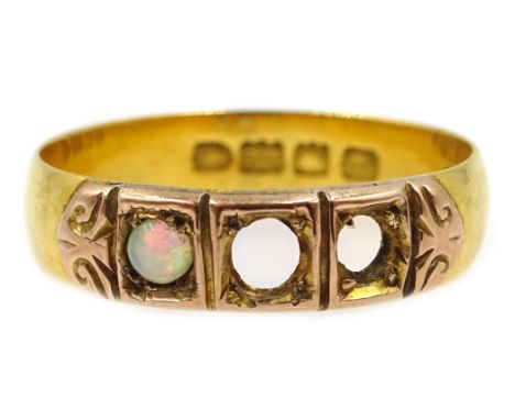 Victorian 22ct gold ring set with an opal, London 1898 Condition Report Approx 3.4gm, two opals missingClick here for further