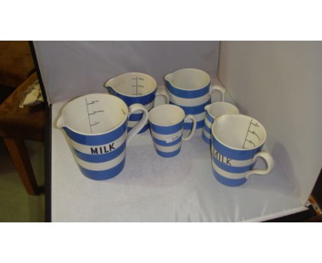 5 vintage Cornish ware jugs and mug
