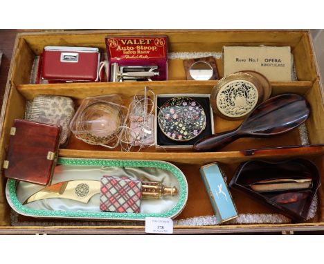 Wooden box comprising assorted oddments to include: vintage spectacles, Valet Autostrop safety razer, ladies dressing table i
