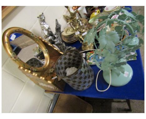 TIN IVY DECORATED SIDE LAMP, A FURTHER METAL BASKET AND A LACQUERED TABLE MIRROR 