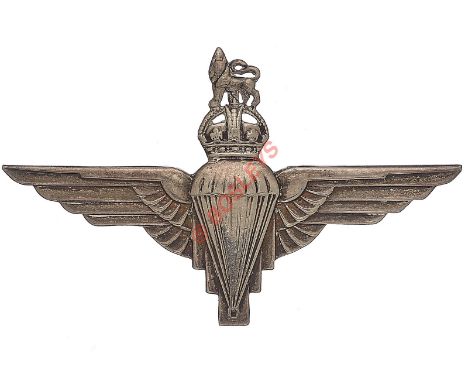 Parachute Regiment Officer’s 1945 hallmarked silver WW2 beret badge. A rare die-cast example by JRG&S (JR Gaunt and Sons) bea