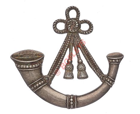 Oxfordshire & Buckinghamshire Light Infantry Officer’s 1942 Birmingham hallmarked silver  cap badge. A fine die-cast WW2 die-