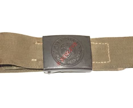 WW2 German Third Reich Army Afrika Korps / Tropical belt and clasp. A fine scarce green webbing example complete with green p