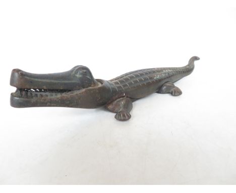 Woodward &amp; son formby large metal crocodile nutcracker