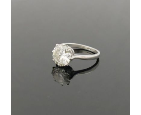 A 1930's diamond solitaire ring, the round brilliant cut stone approximately 2.3 carats, SI II clarity and&nbsp; N/M colour c