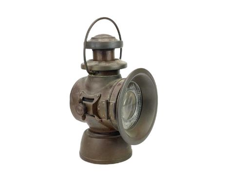 An early 20th century brass Lucas King of the Road No 764 carriage lamp. Height 31cm.