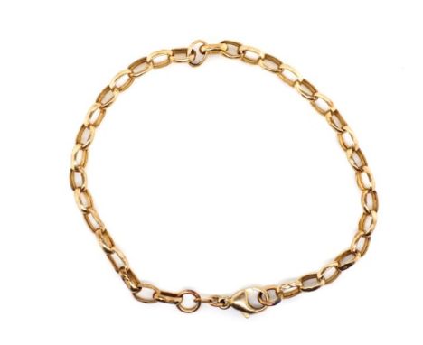 9ct rose gold oval belcher chain bracelet marked 375. Approx weight 2.8 grams, length 18cm