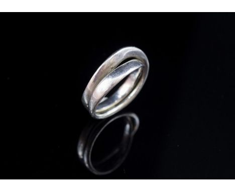 Georg Jensen sterling silver #369 ring "Double Mobius" By Vivianna Torun Bülow-Hübe’. Marked to interior. Approx ring size K
