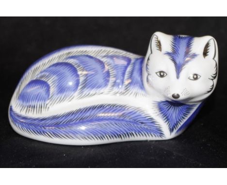 Royal Crown Derby"Platinum Arctic Fox" paperweight with gold button seal and signature to base, width 10cm approx