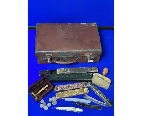 Small Vintage Case Containing Cut-Throat Razors, etc. 