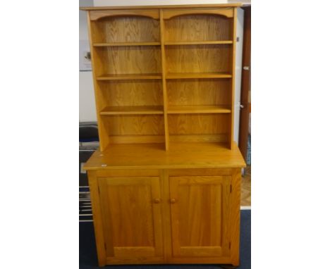 A modern light woodk dresser