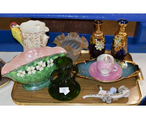 TRAY CONTAINING LOMONOSOV STYLE PIPE, GLASS WARE, CARLTON DISH, CUP &amp; SAUCER ETC     