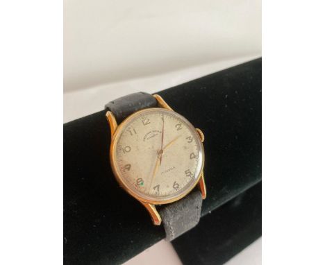 Vintage NATIONAL WATCH  Gentlemans wristwatchAutomatic model Having 17 jewels and dark red sweeping second hand. Full working