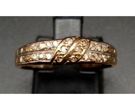 A Vintage 9K Yellow Gold Diamond Ring. Size O. 1.82g 