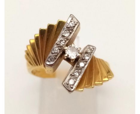 A Vintage 18 Carat Gold and Diamond Dress Ring 6.11 Grams 