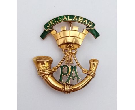 A Rare Antique 15K (tested) Yellow Gold and Enamel Battle of Jellalabad Brooch. Comes in original Goldsmiths case. 4g. 26mm.