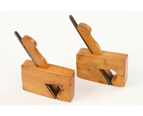 A fine pair of boxwood flat and compass rebate planes 4" x 1" F 