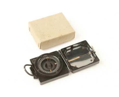 A Compass Magnetic Machine Mark 1 by T.G.Co Ltd No B295372 with Broad Arrow in orig box F