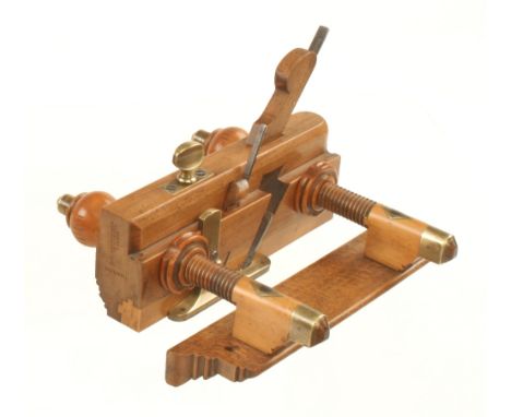 A scarce beech screwstem sash fillister by GLEAVE Manchester with boxwood stems and nuts and double d/t boxed sole G++