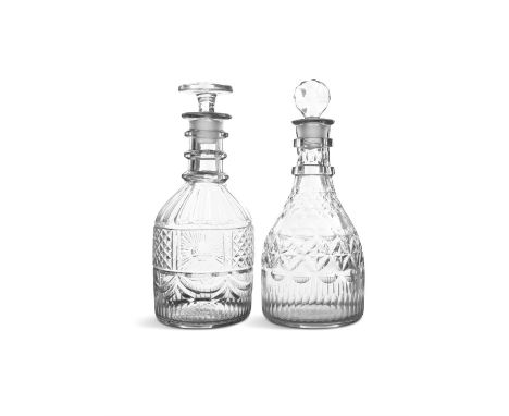 AN 18TH CENTURY FULL-SIZE CUT DECANTER, with three neck rings, faceted shoulder above panels of diamonds and sunbursts, the s