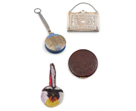 A COLLECTION OF EARLY 20TH CENTURY PURSES COMPRISING:AN ARTS & CRAFTS SILVER PLATED PURSE BY DUPLEXopening to reveal a leathe