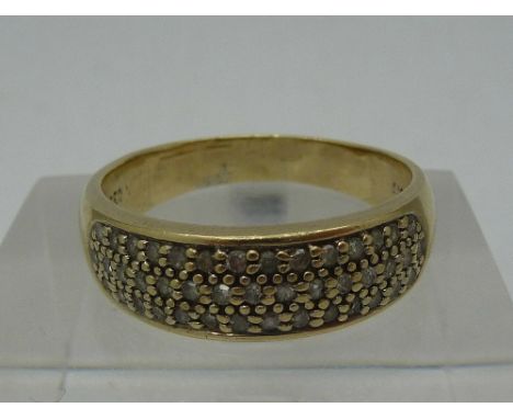 A 9ct gold and diamond ring, 0.33ct diamond weight, weight 3.7g, size R